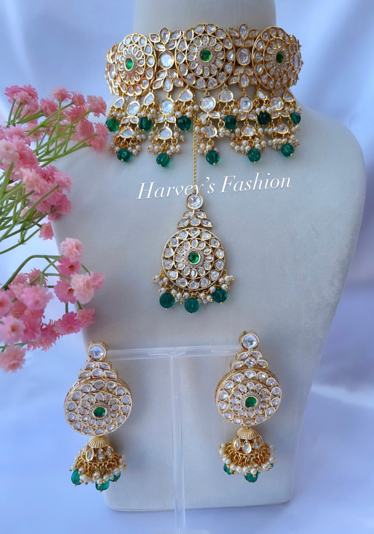Nisha Green Choker Set
