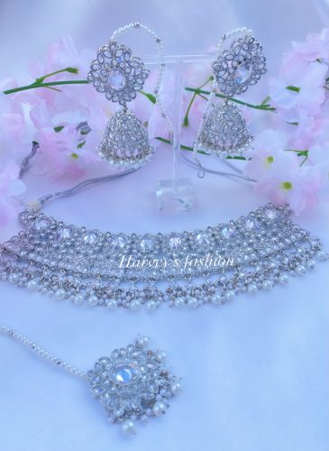 Party Choker Set