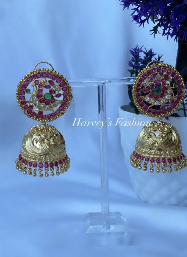 Kundan Jhumke