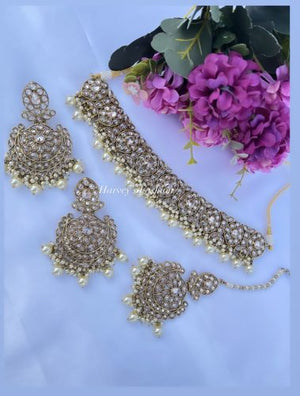 MANYA Choker Set
