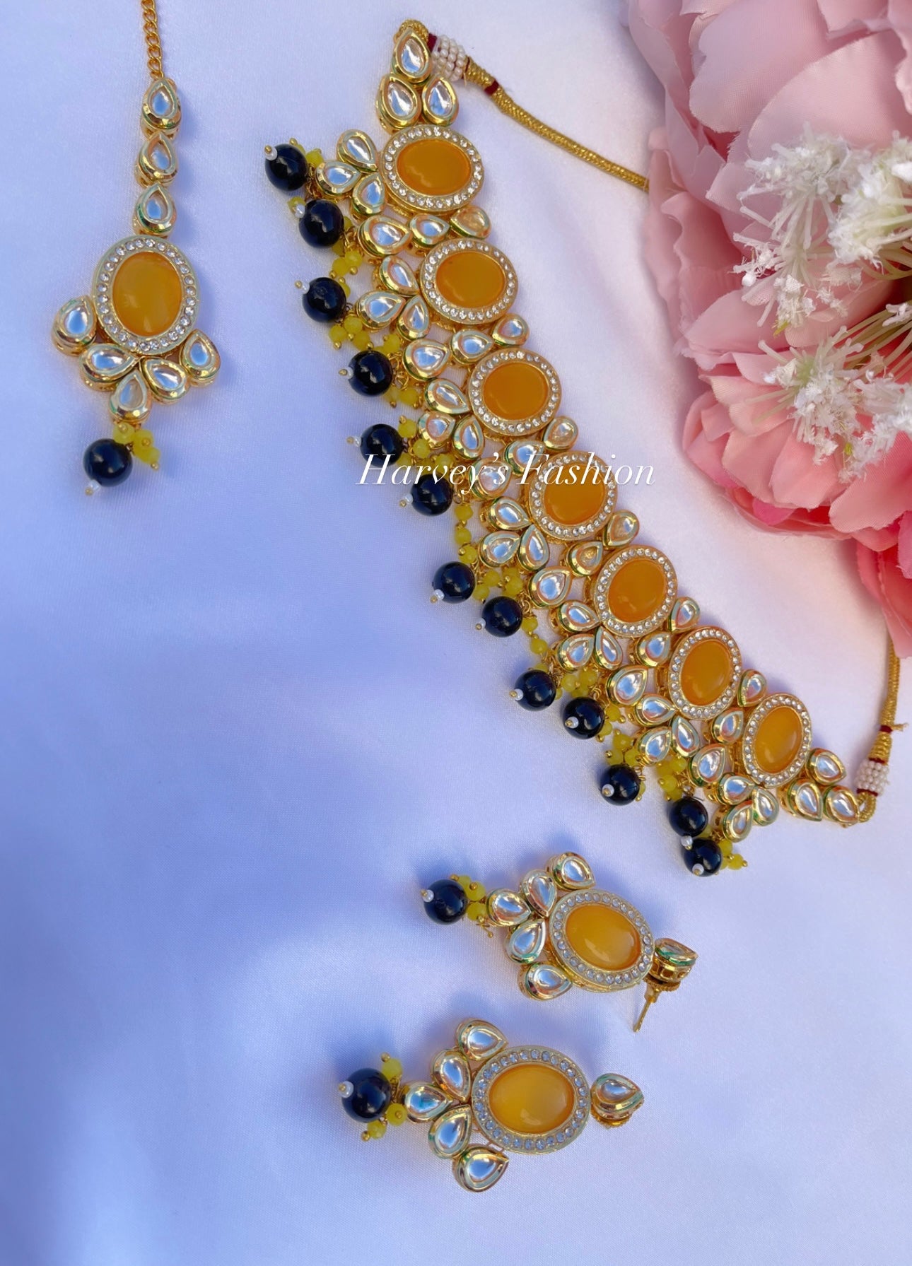 Anjali Yellow/Black Choker Set