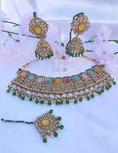 Party Choker Set