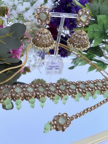 MANYA Choker Set