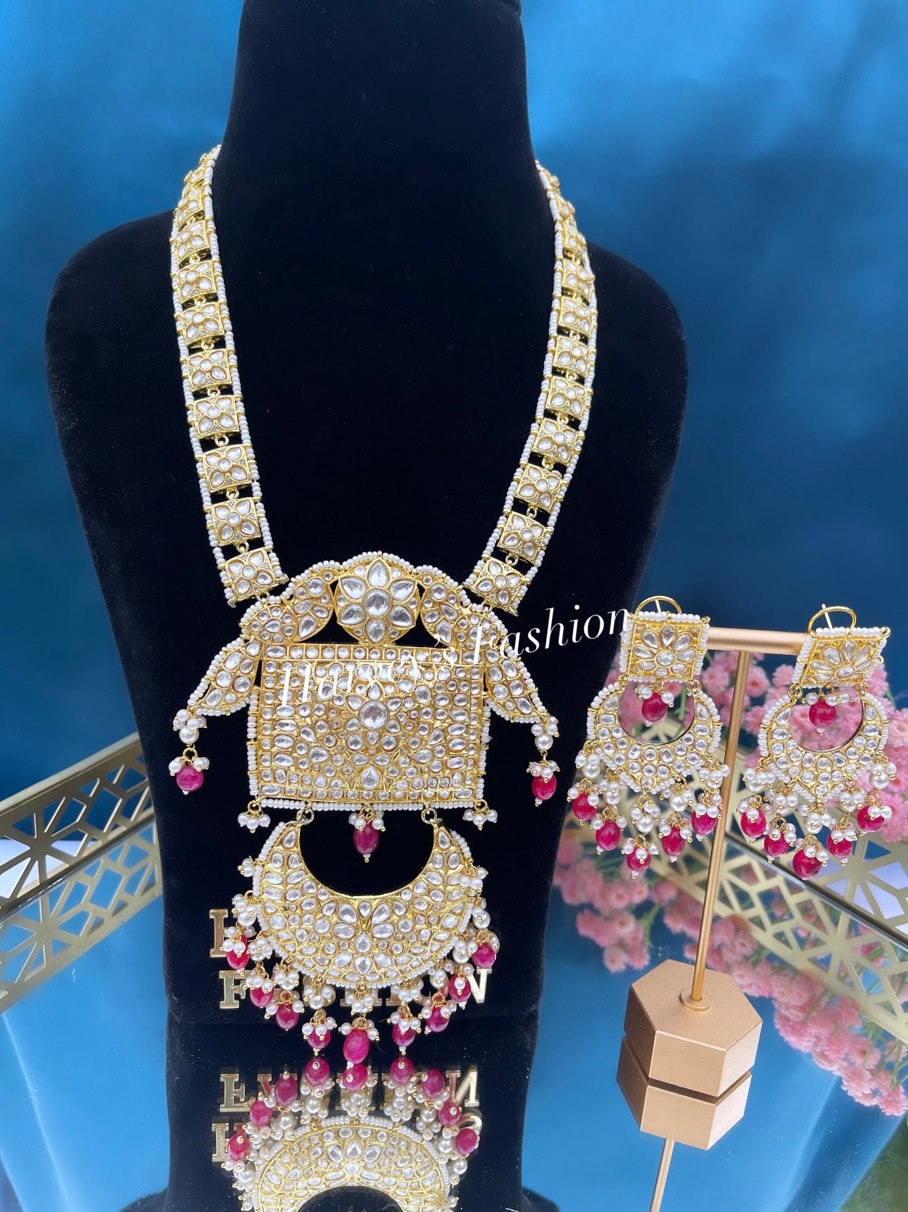 Hargun Uncut Kundan Set