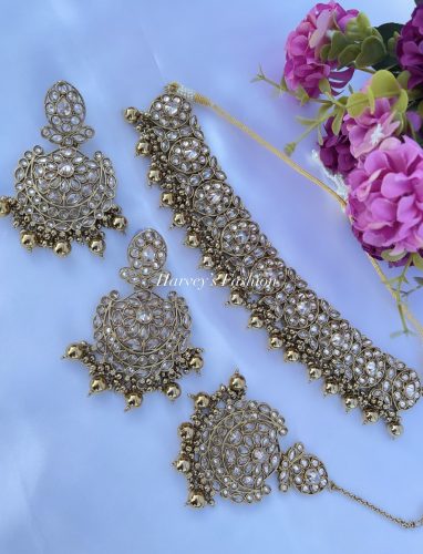MANYA Choker Set
