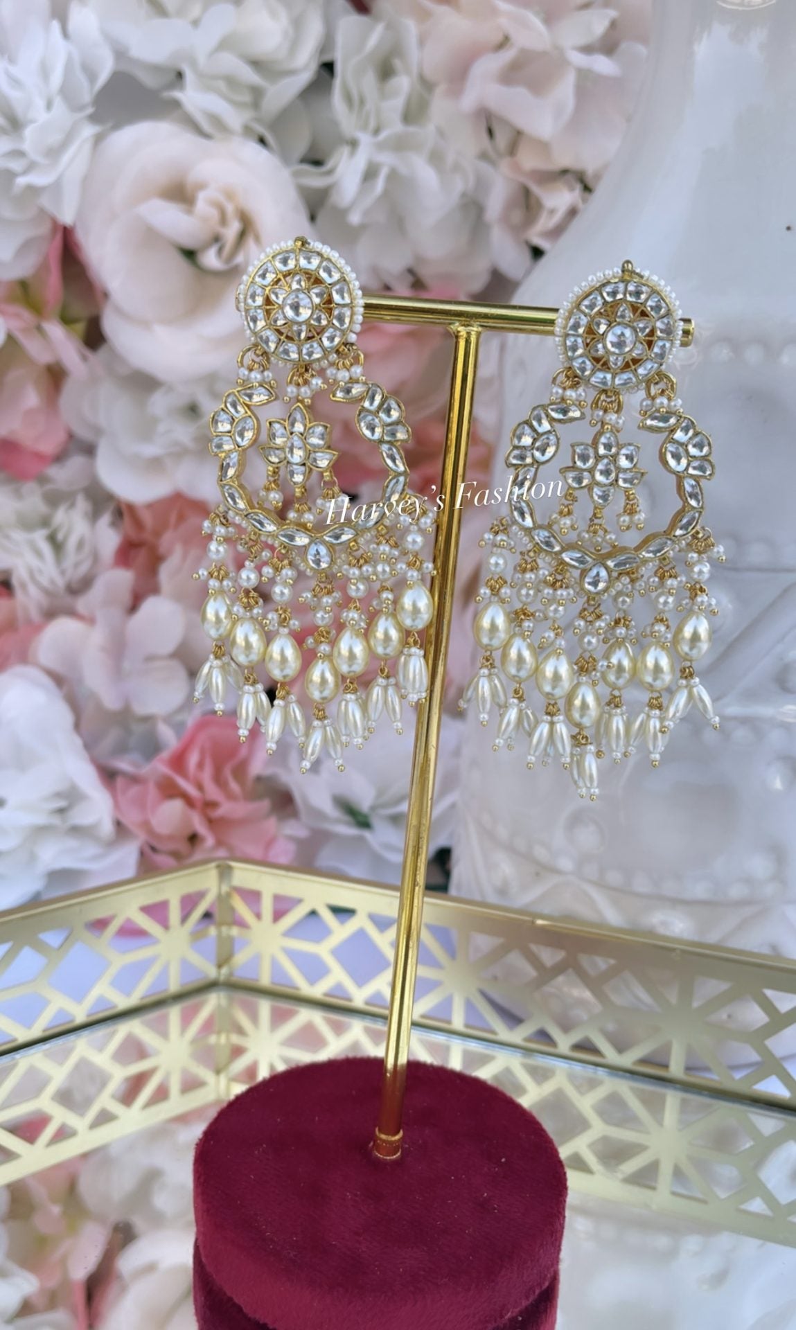 Gurleen White Pachi Kundan Earrings