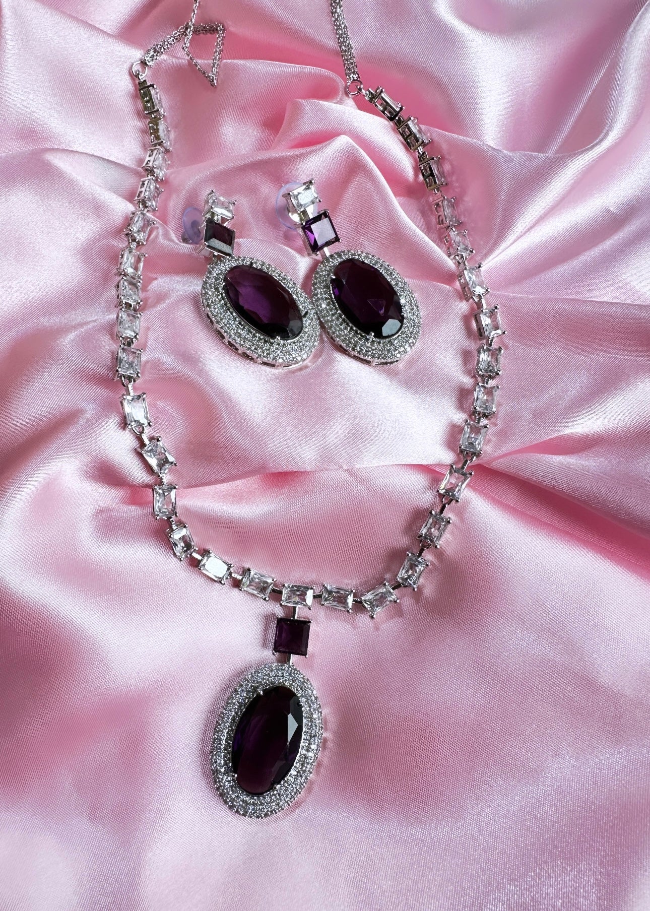 Neeru Purple Set