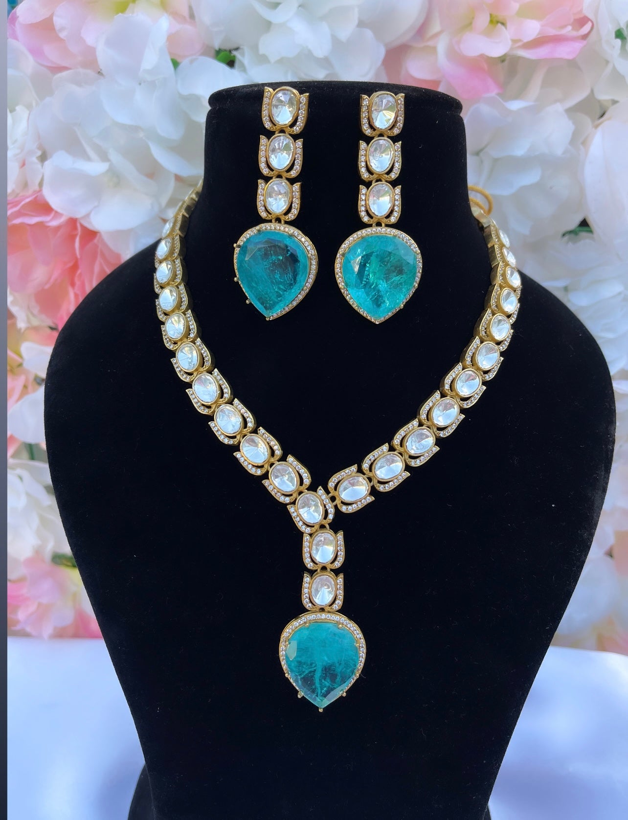 Moissanite Kundan Sky Blue Necklace Set