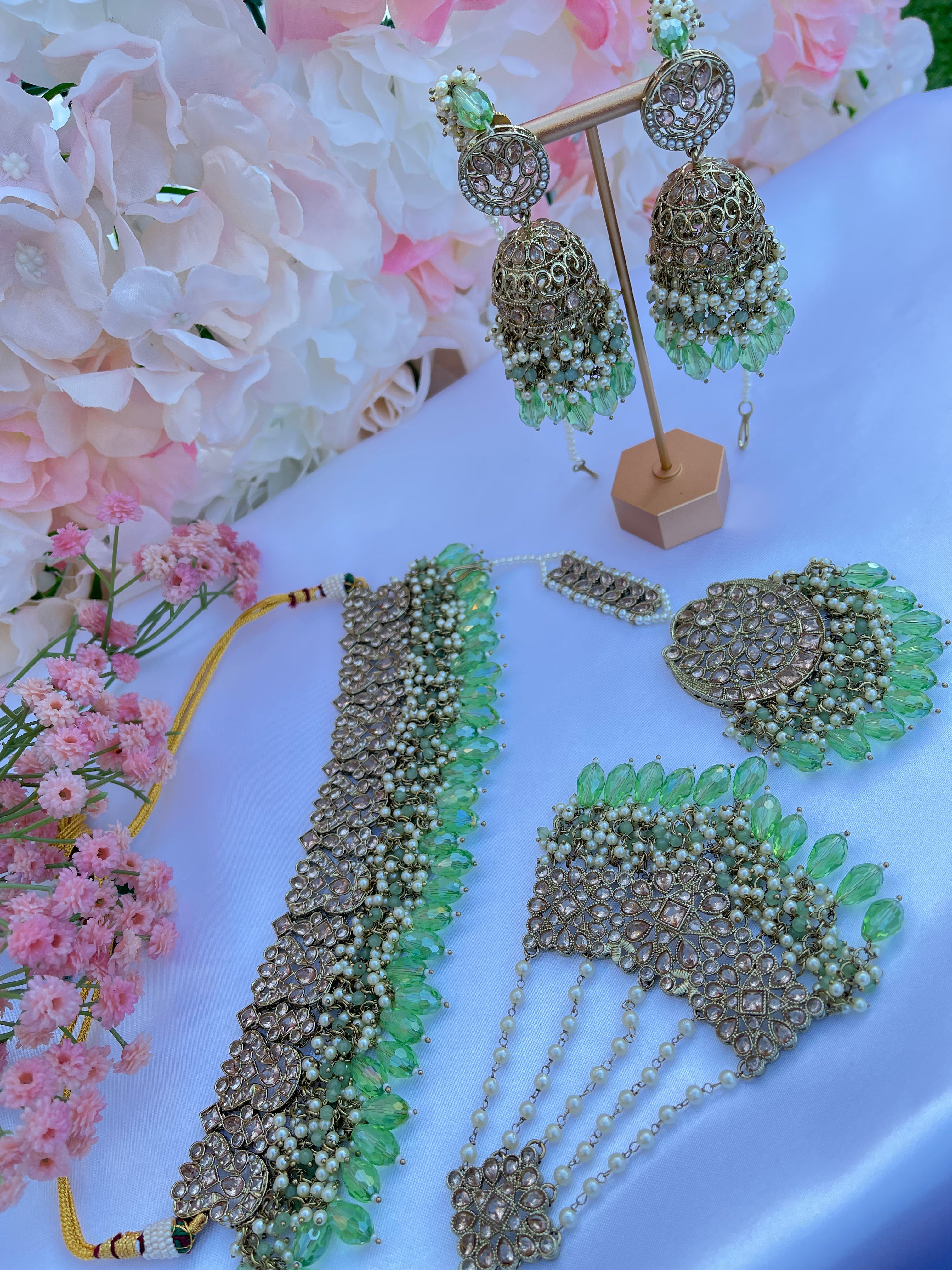 Neeru Bridal Set