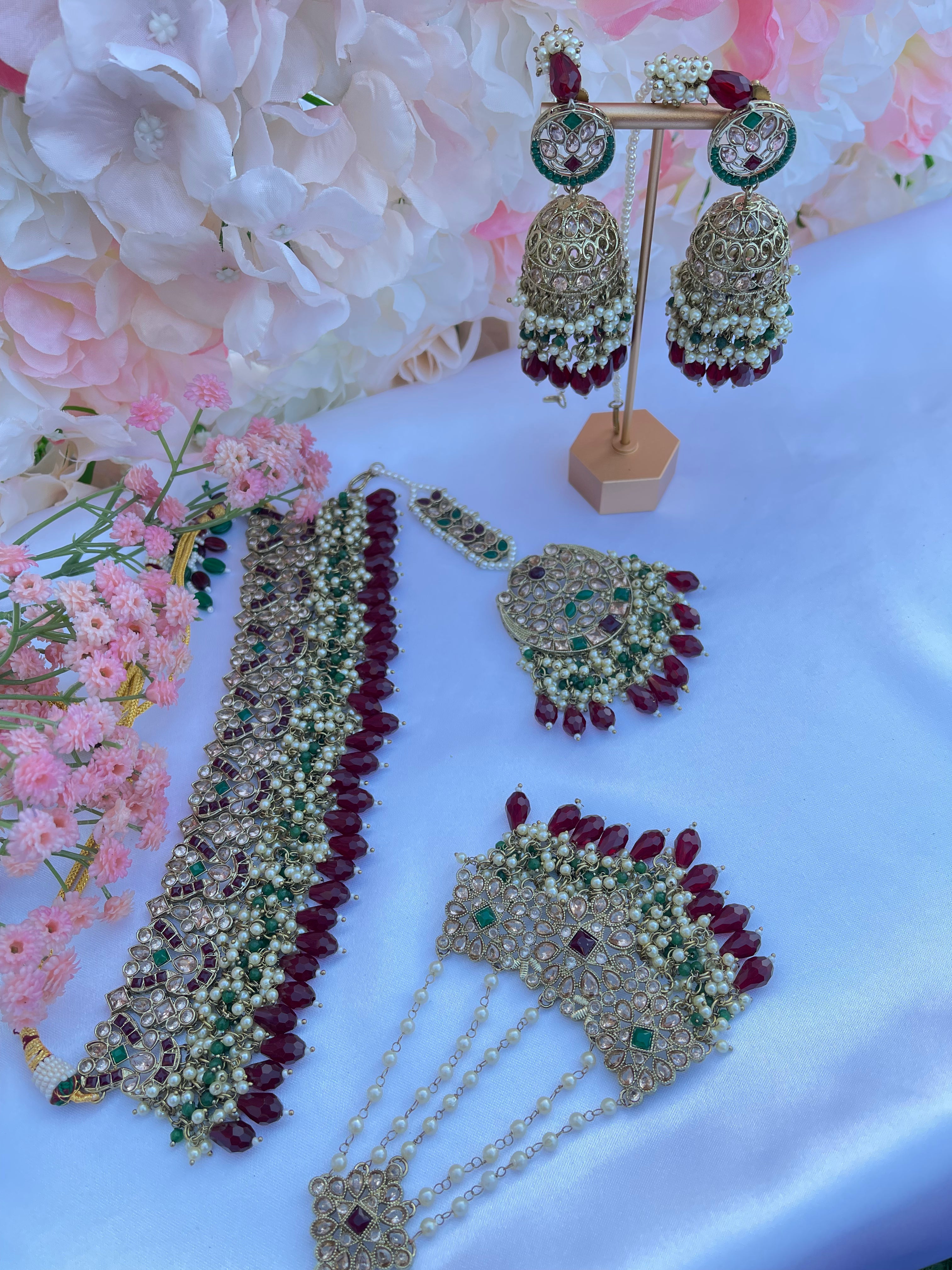 Neeru Maroon/Green Set