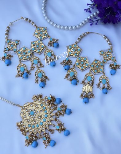 Kajal Oversize Tikka Set