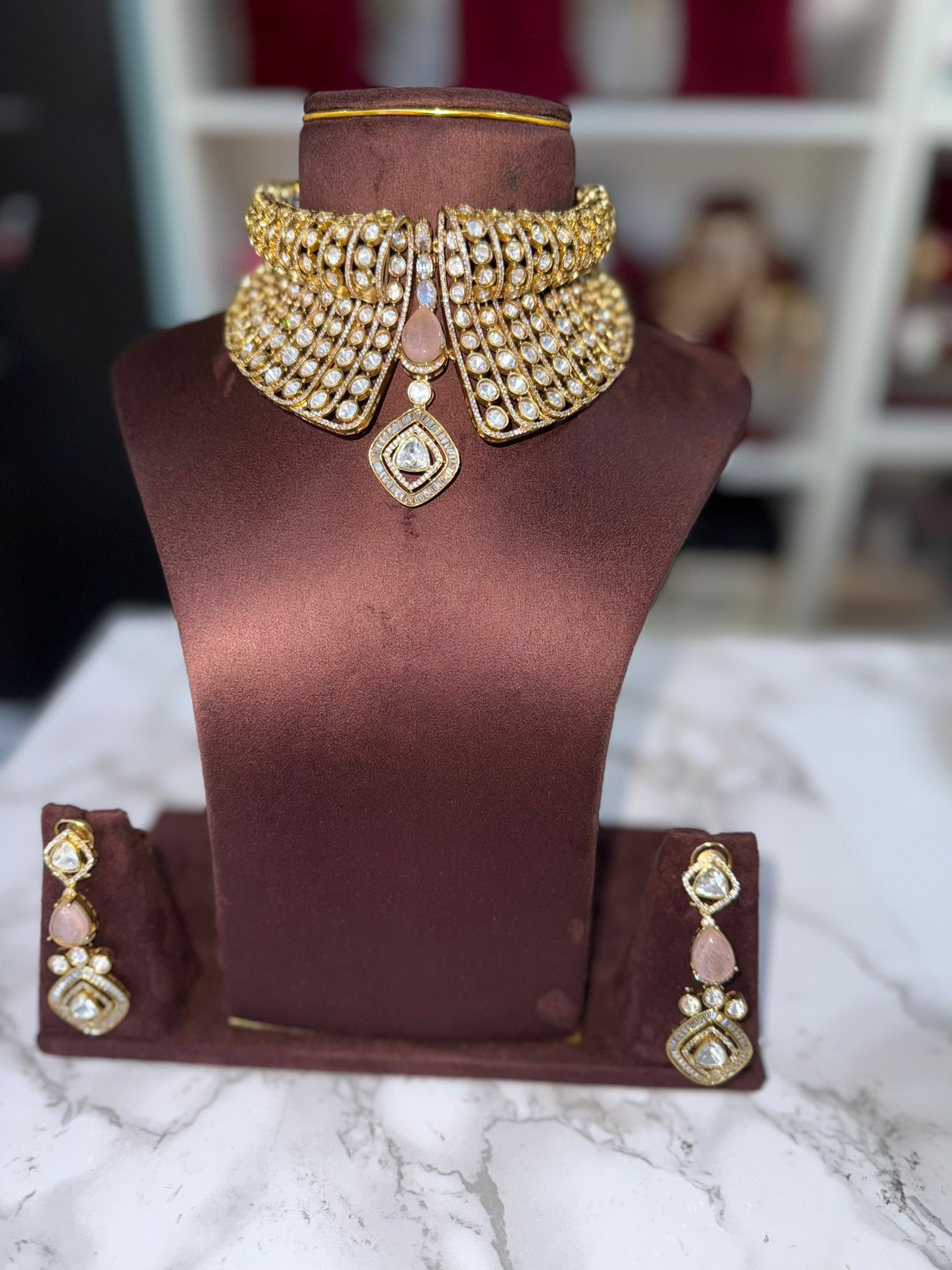 Kundan choker set