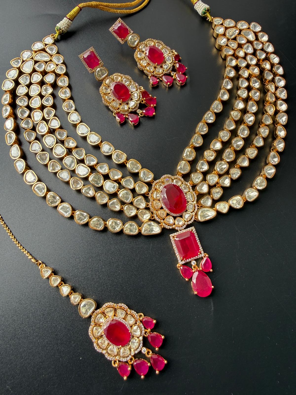 Premium quality moissanite set