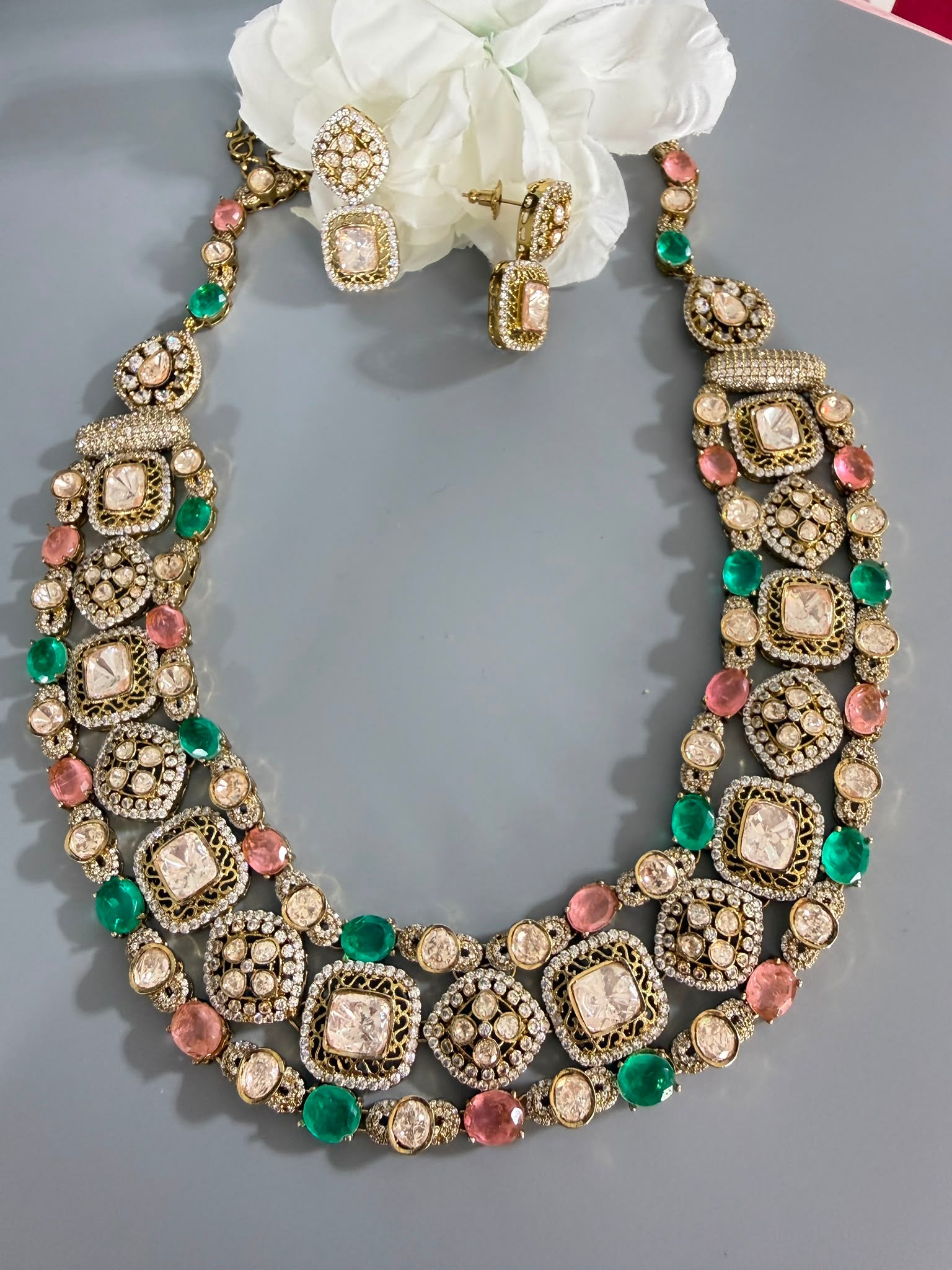 Moissanite kundan necklace
