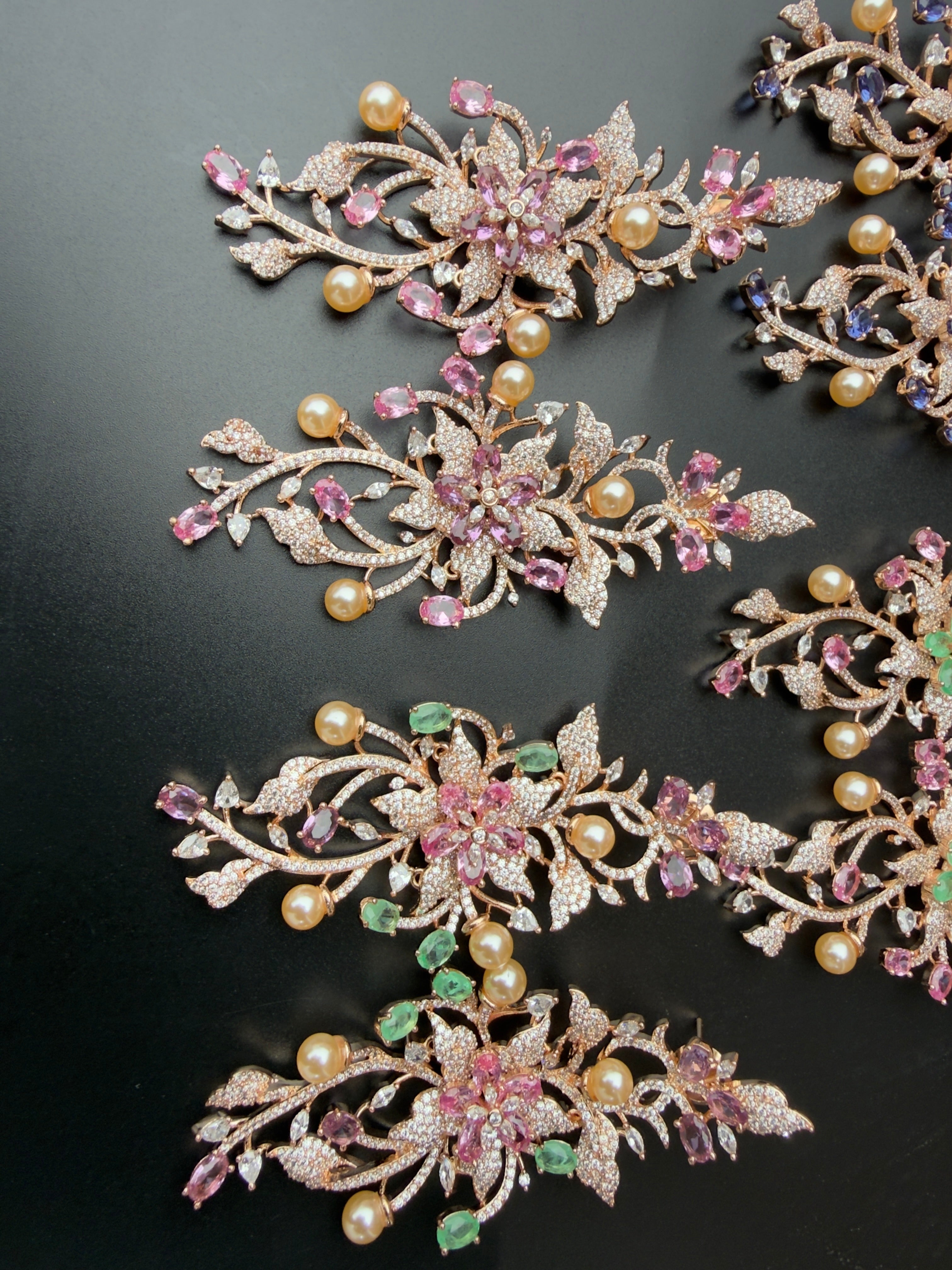 Light weight premium quality earrings