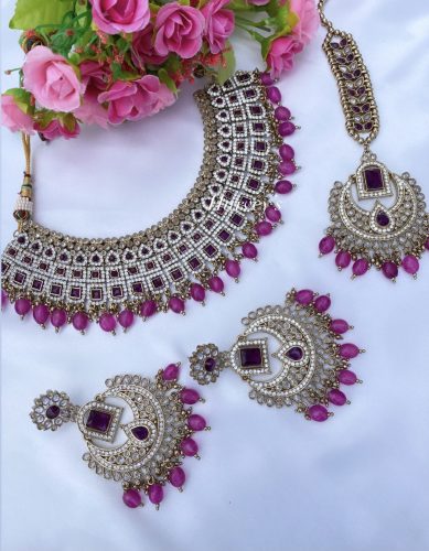 Harleen Necklace Set