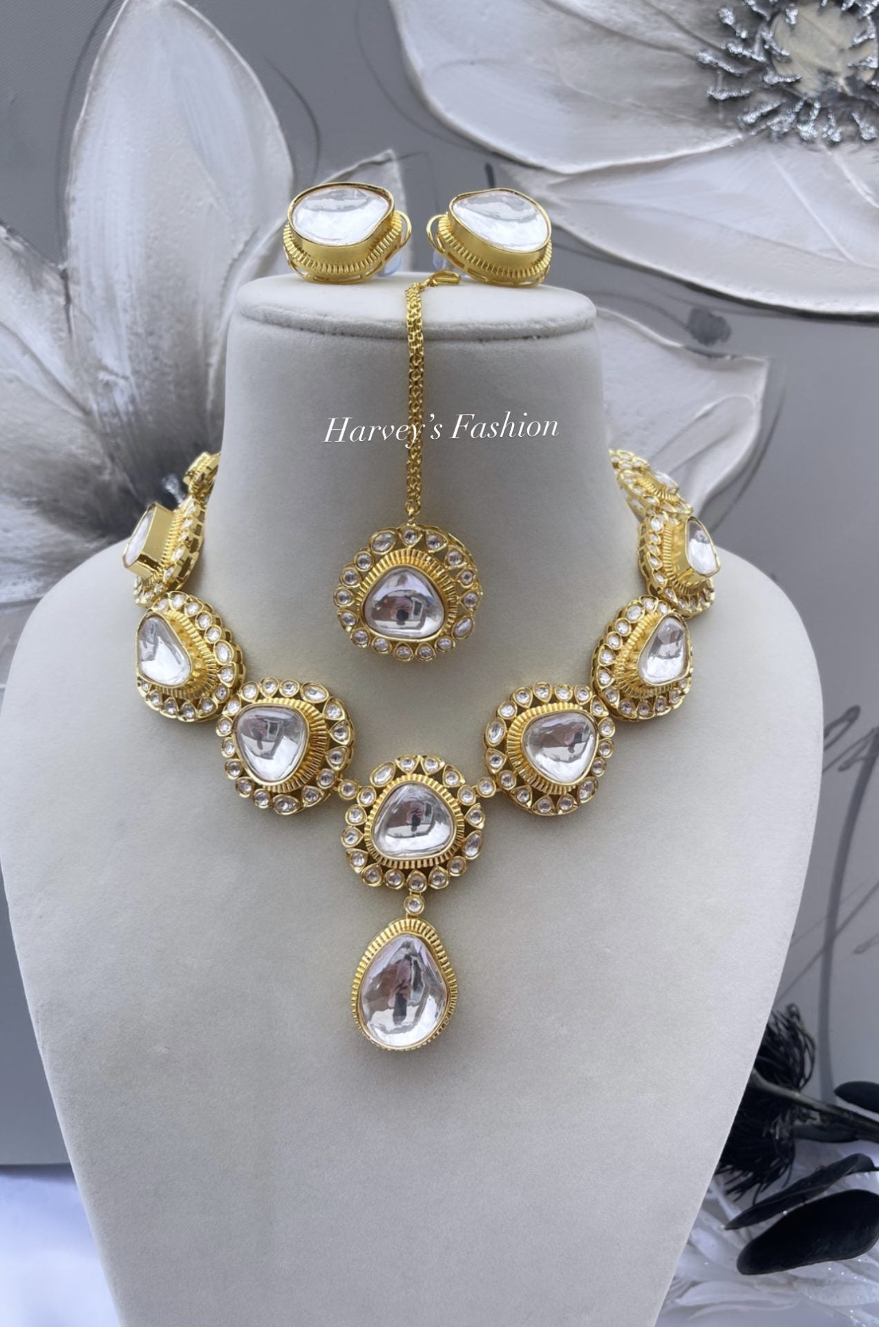 Gold Kundan Set