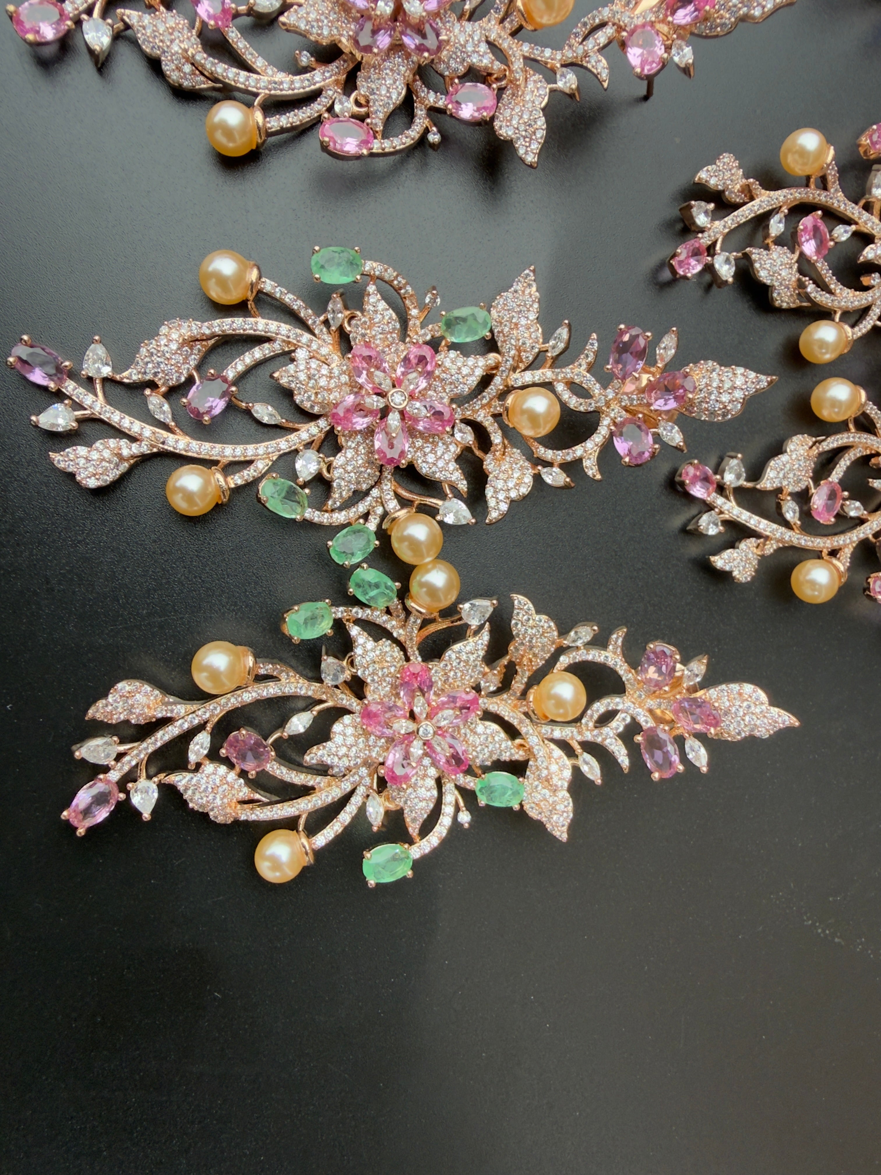 Light weight premium quality earrings