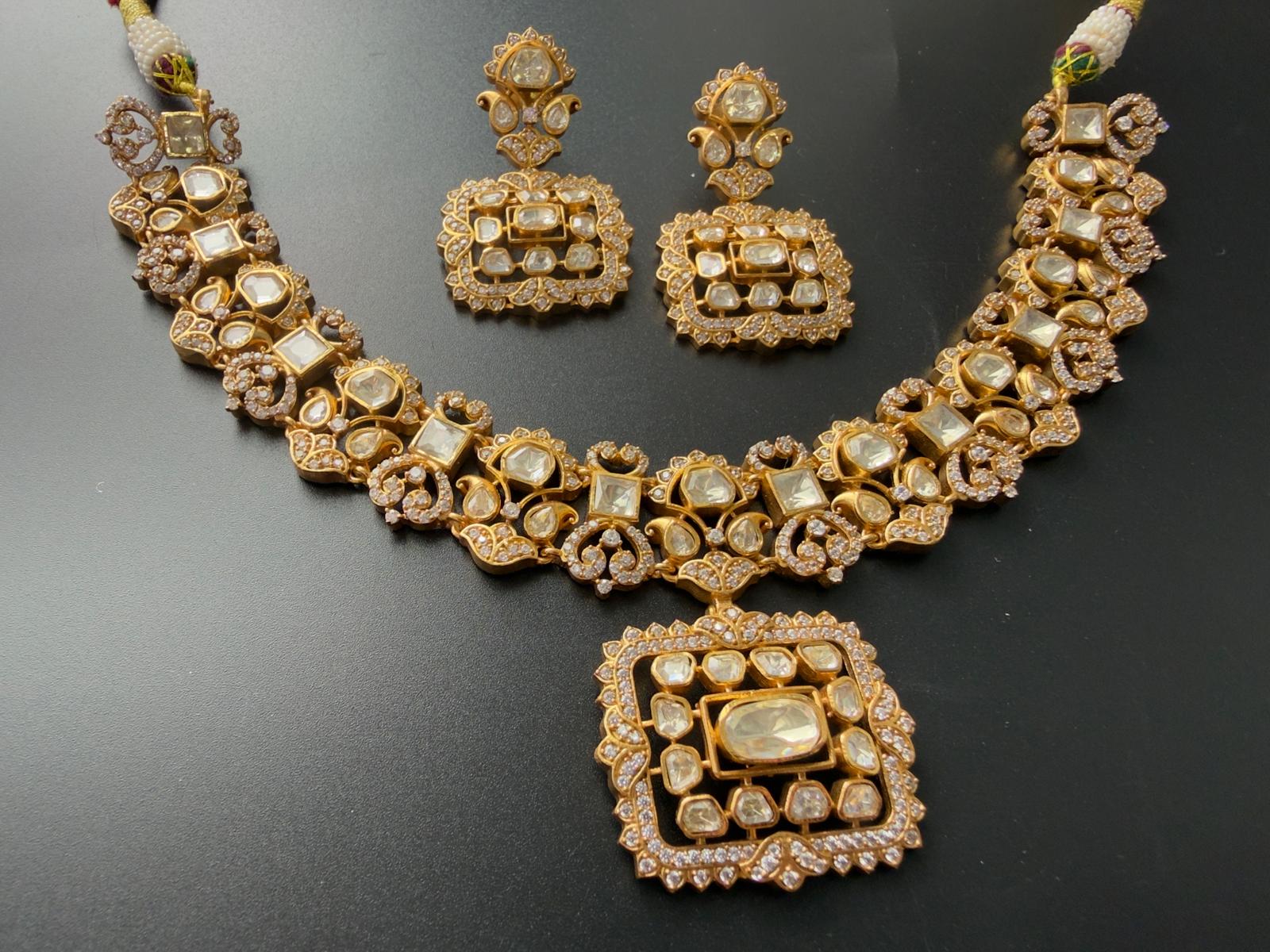 Premium quality moissanite set